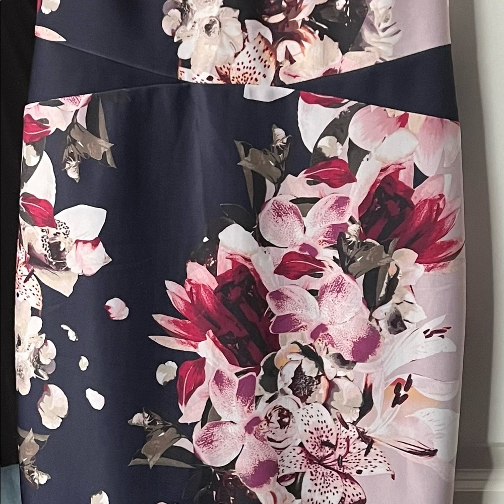 MIDI dresses size Medium